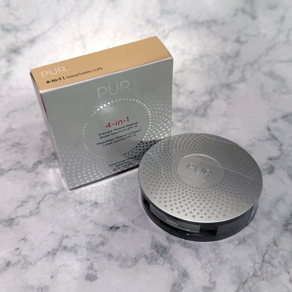 New Pur 4 in 1 Pressed Mineral Makeup Powder SPF 15 in Ivory LP5